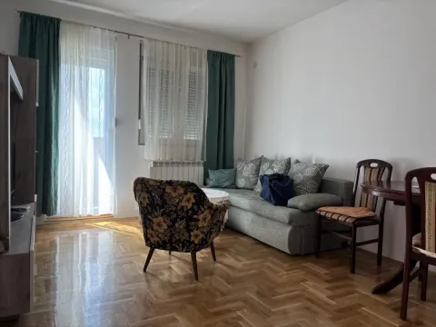 Izdavanje, jednosoban stan, 42m², Altina, Beograd - image 2