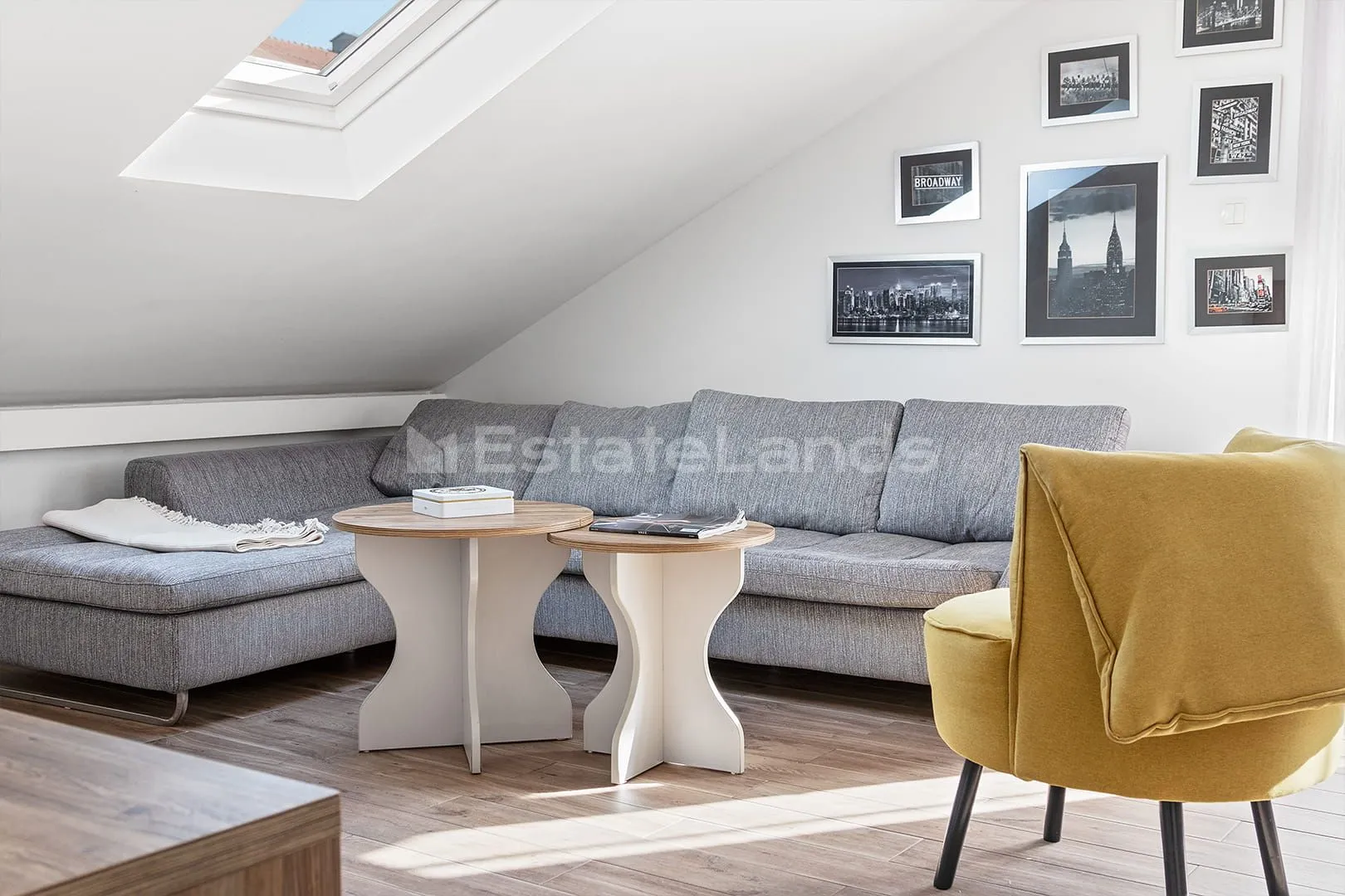 Izdavanje, dvosoban stan, 85m², Seljanovo, Tivat