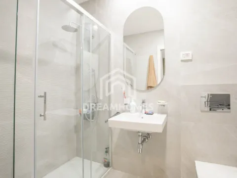 Izdavanje, jednosoban stan, 40m², Central Point, Podgorica - image 9