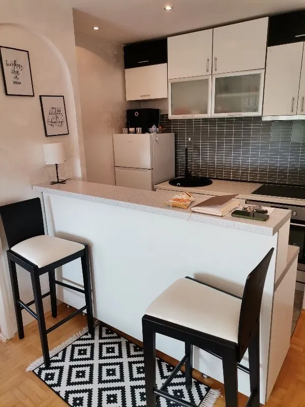 Prodaja, jednosoban stan, 37m², Novi Beograd Sve Podlokacije, Beograd