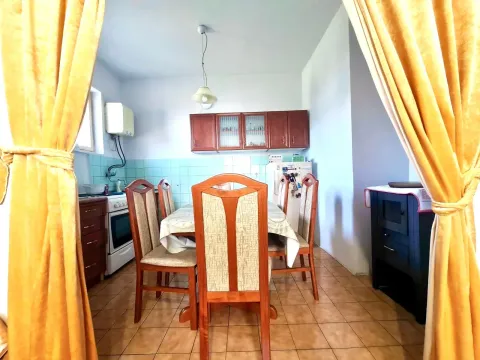 Rent, two bedroom apartment, 60m², Tološi, Podgorica - image 3