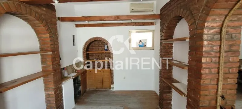 Izdavanje, poslovni prostor, 14m², Zemun Centar, Zemun Sve Podlokacije