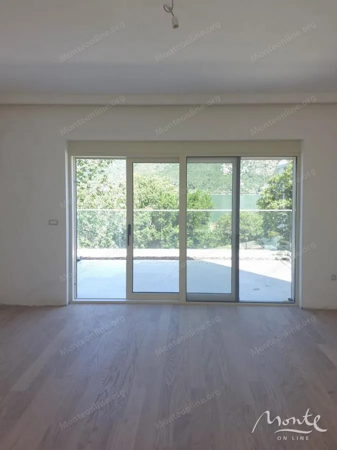 Sale, one bedroom apartment, 55m², Stoliv, Kotor