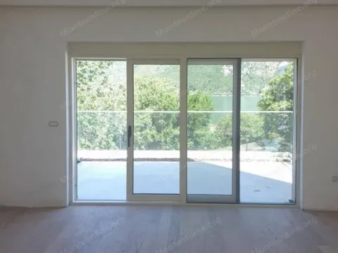 Sale, one bedroom apartment, 55m², Stoliv, Kotor - image 17