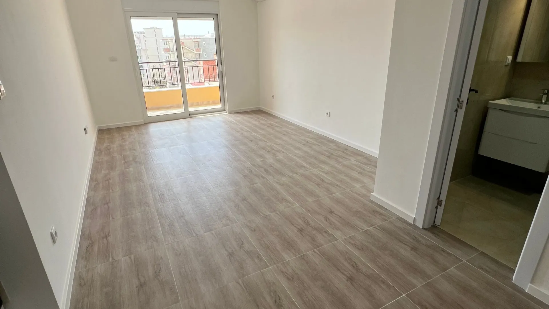 Rent, studio apartment, 30m², Šušanj, Bar
