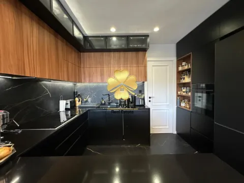 Prodaja, trosoban stan, 195m², Pobrežje, Podgorica - image 7