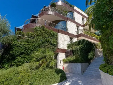 Sale, one bedroom apartment, 97m², Budva, Crna Gora - image 13