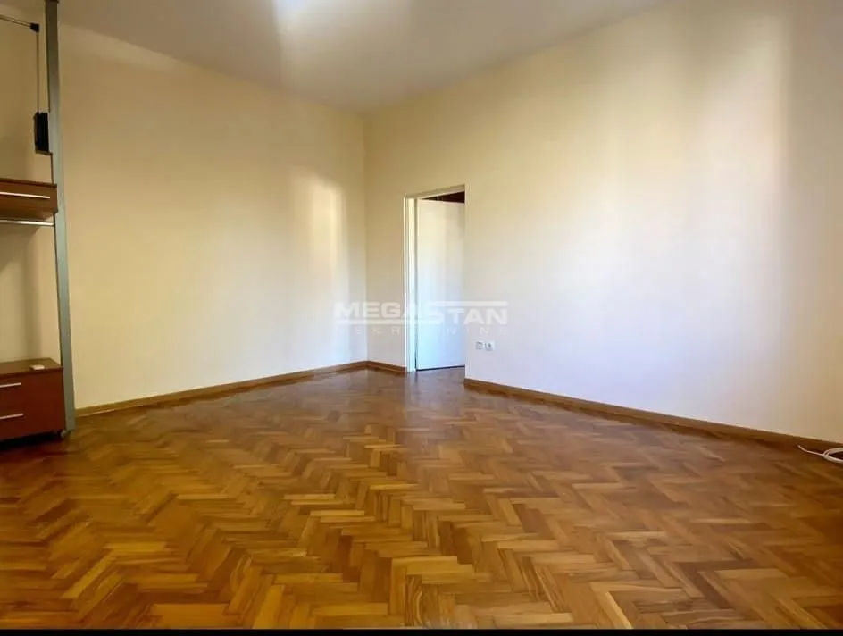 Sale, house, 161m², Bogoslovija, Palilula Sve Podlokacije