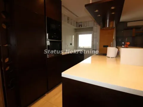 Prodaja, četvorosoban stan, 113m², Centar, Novi Sad - image 16