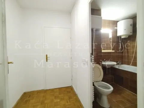 Prodaja, dvosoban stan, 68m², Bežanija, Beograd - image 13