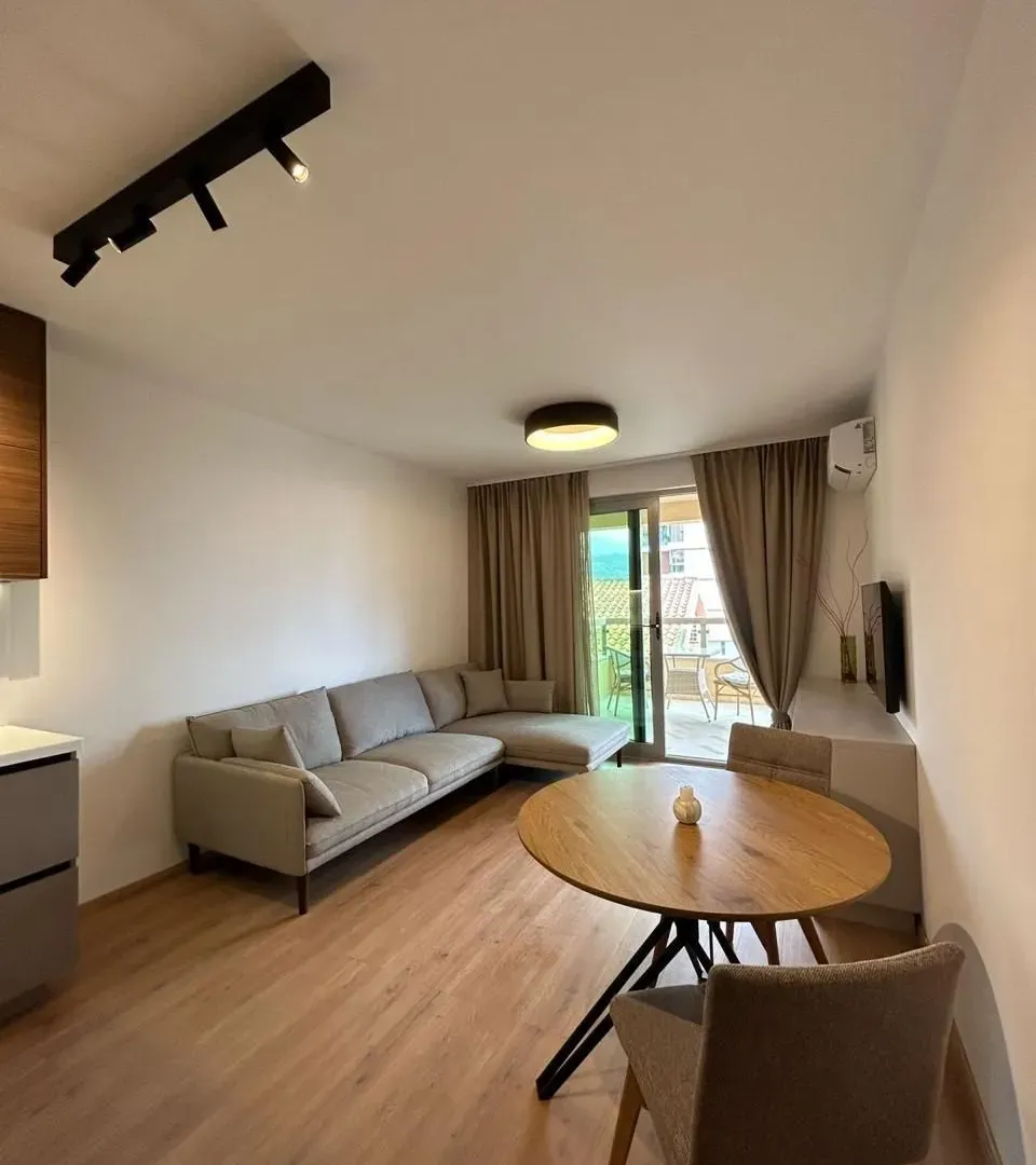 Prodaja, dvosoban stan, 61m², Babin Do, Budva