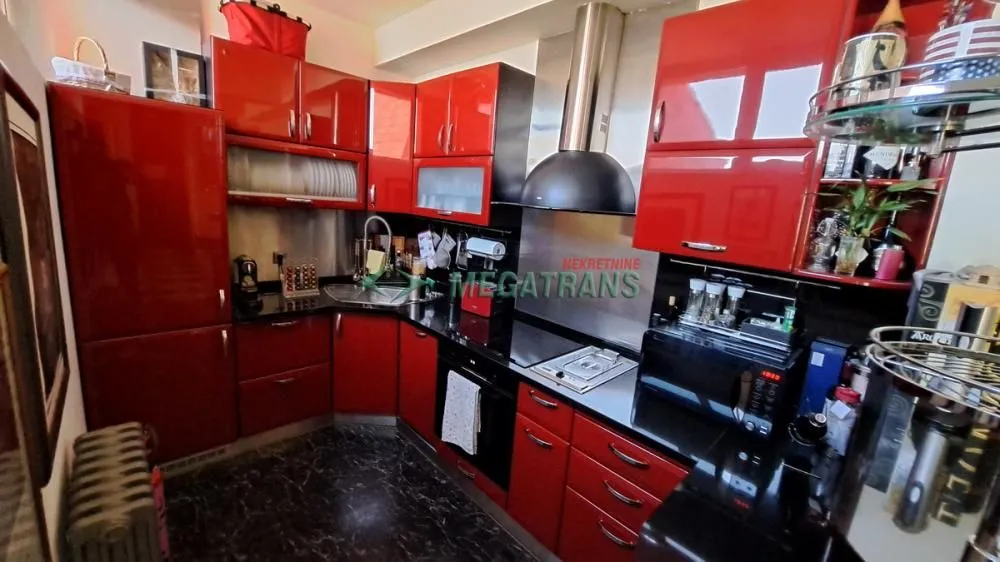 Izdavanje, četvorosoban stan, 112m², Liman 1, Novi Sad Sve Podlokacije