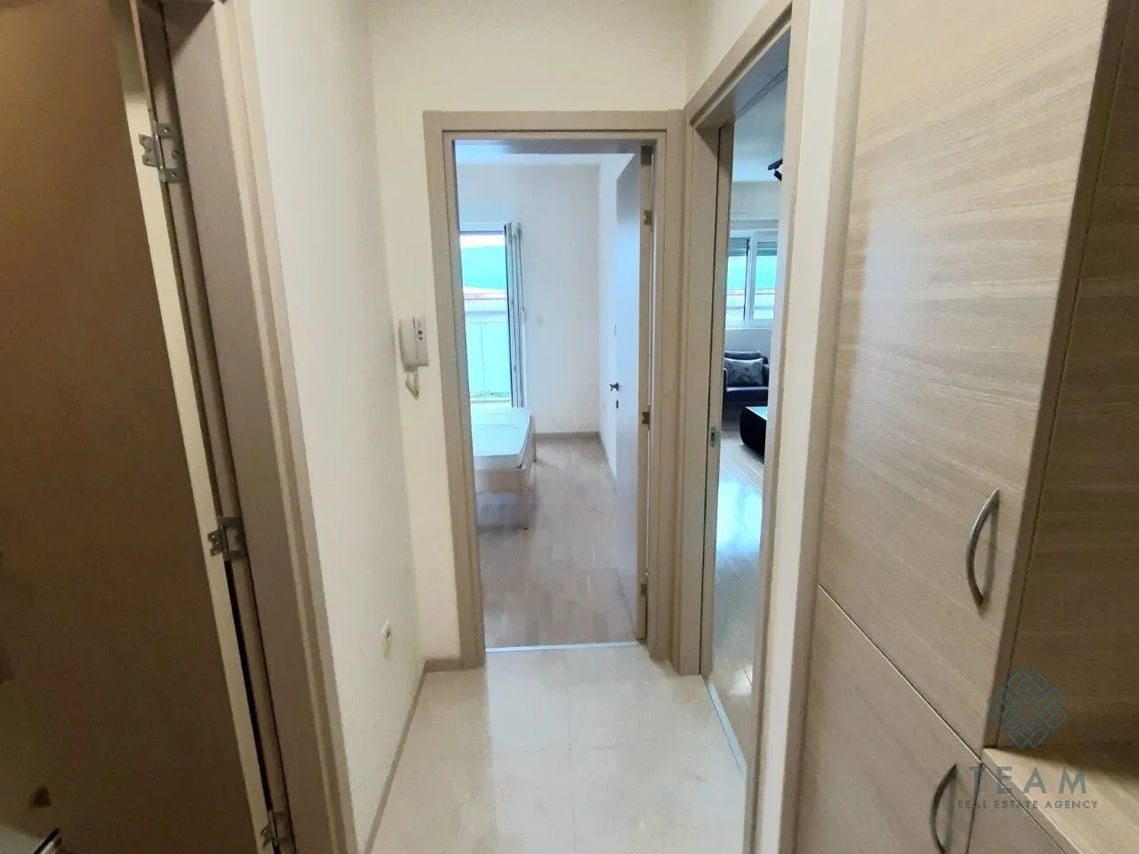 Izdavanje, jednosoban stan, 47m², City Kvart, Podgorica