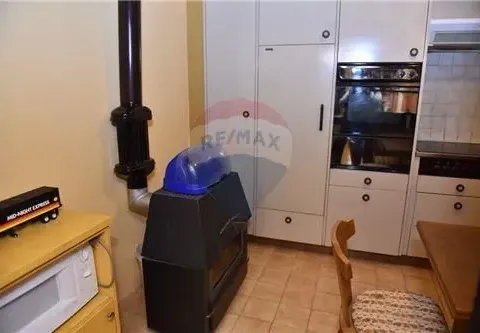 Prodaja, kuća, 696m², Zlatica, Podgorica - image 49