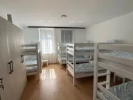 Rent, house, 350m², Dobanovci, Surčin - image 13