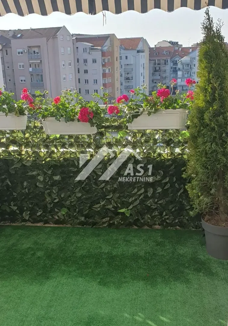 Izdavanje, stan, 108m², Sajam, Novi Sad Sve Podlokacije