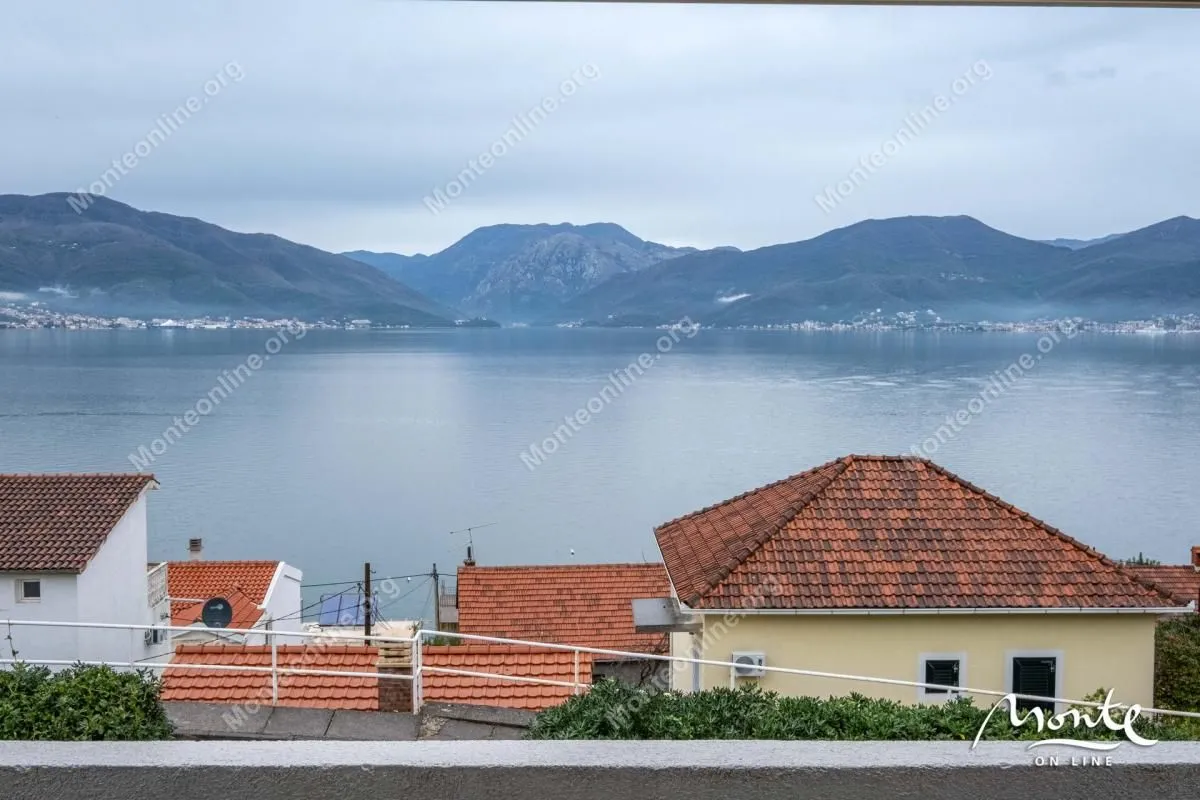 Prodaja, dvosoban stan, 55m², Krašići, Tivat