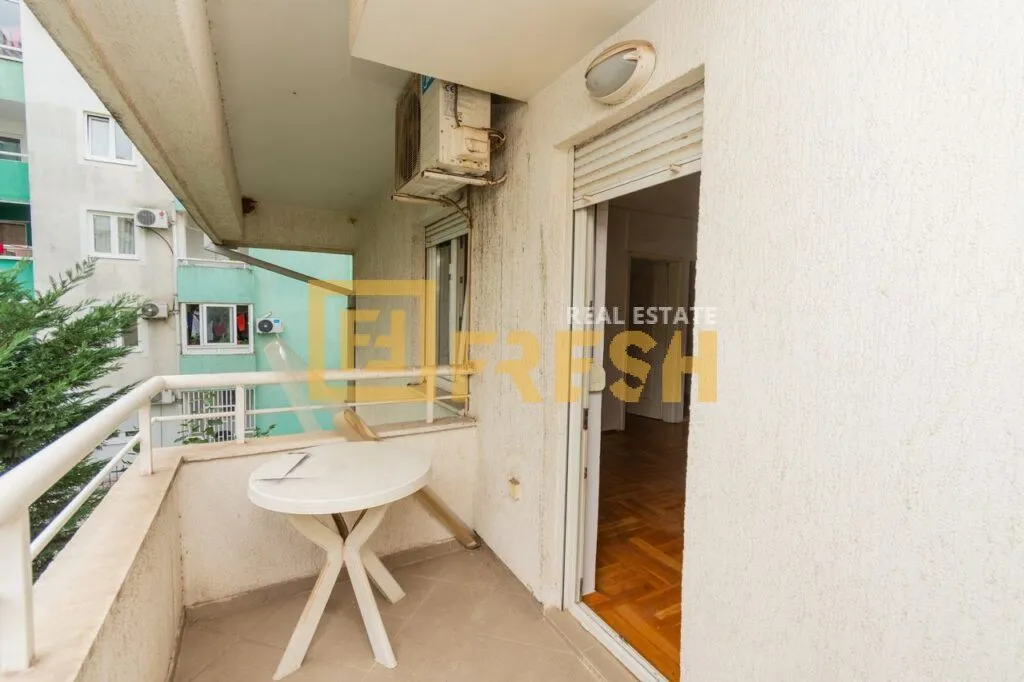 Rent, office space, 65m², Stari Aerodrom, Podgorica