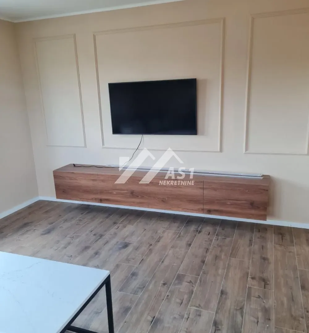 Rent, four bedroom apartment, 80m², Veternička rampa, Novi Sad Sve Podlokacije