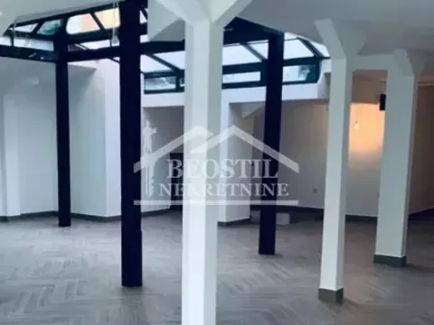 Izdavanje, poslovni prostor, 145m², Stari Grad, Beograd