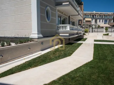 Izdavanje, kuća, 1400m², Savski Venac, Beograd - image 16