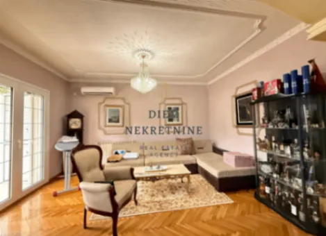 Sale, house, 752m², Zelenika, Podgorica - image 12