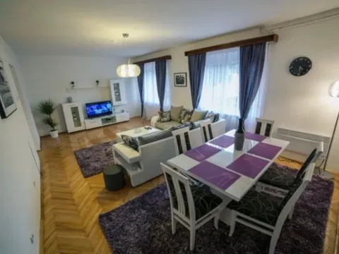 Prodaja, trosoban stan, 96m², Centar, Kolašin - image 4