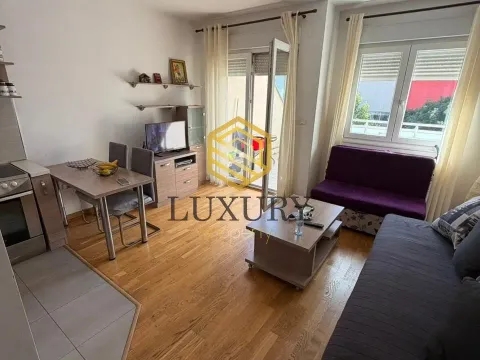 Sale, studio apartment, 38m², City Kvart, Podgorica - image 2