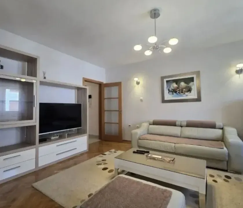 Rent, three bedroom apartment, 82m², Blok 6, Podgorica