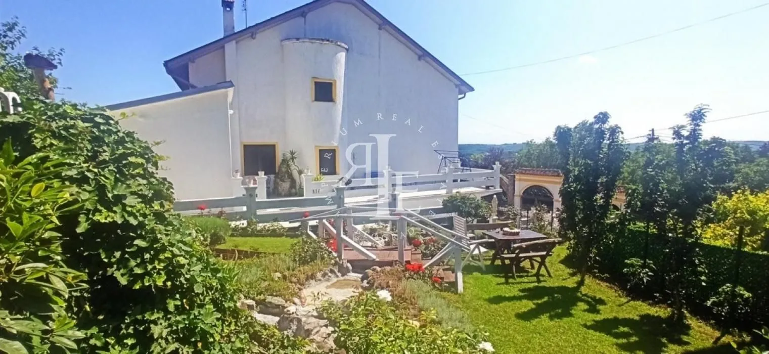 Sale, house, 300m², Mala Moštanica, Obrenovac