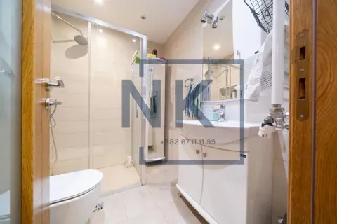 Prodaja, kuća, 136m², 1 maj, Podgorica - image 13