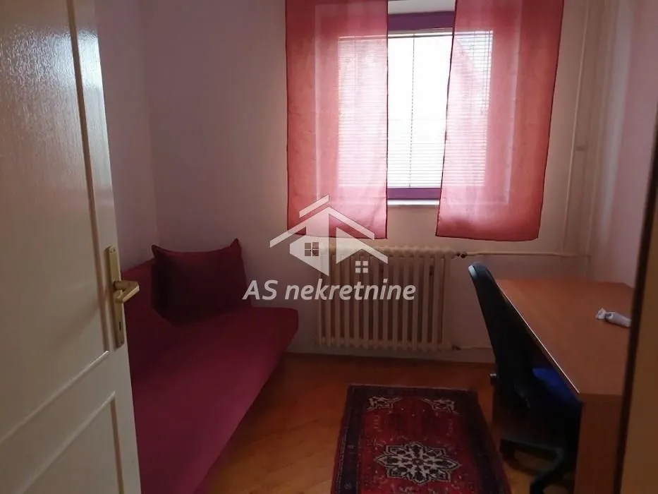 Rent, four bedroom apartment, 125m², Čukarica, Beograd