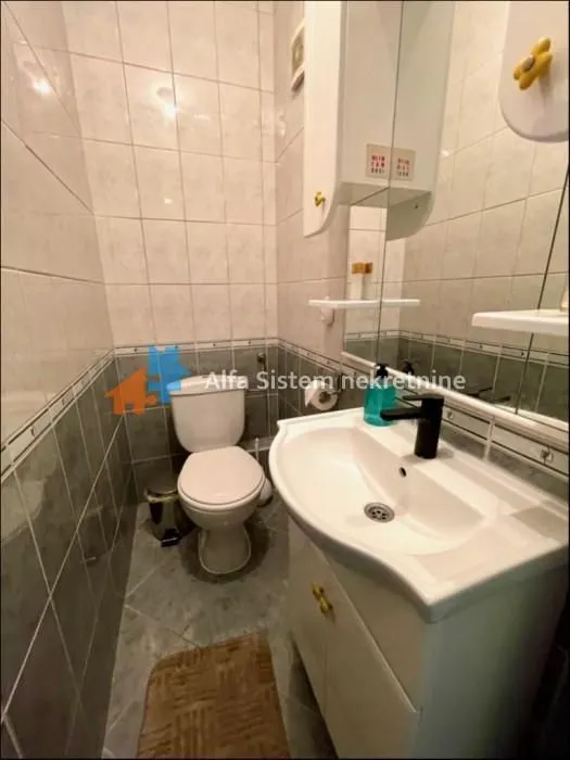 Izdavanje, trosoban stan, 65m², Zvezdara Sve Podlokacije, Beograd