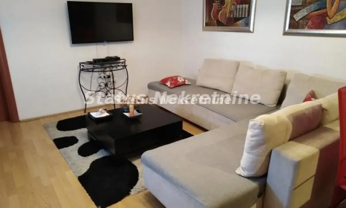 Sale, three bedroom apartment, 59m², Centar, Novi Sad