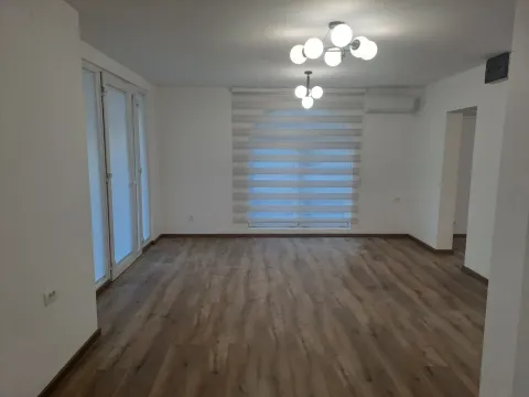 Izdavanje, poslovni prostor, 110m², Zabjelo, Podgorica - image 9
