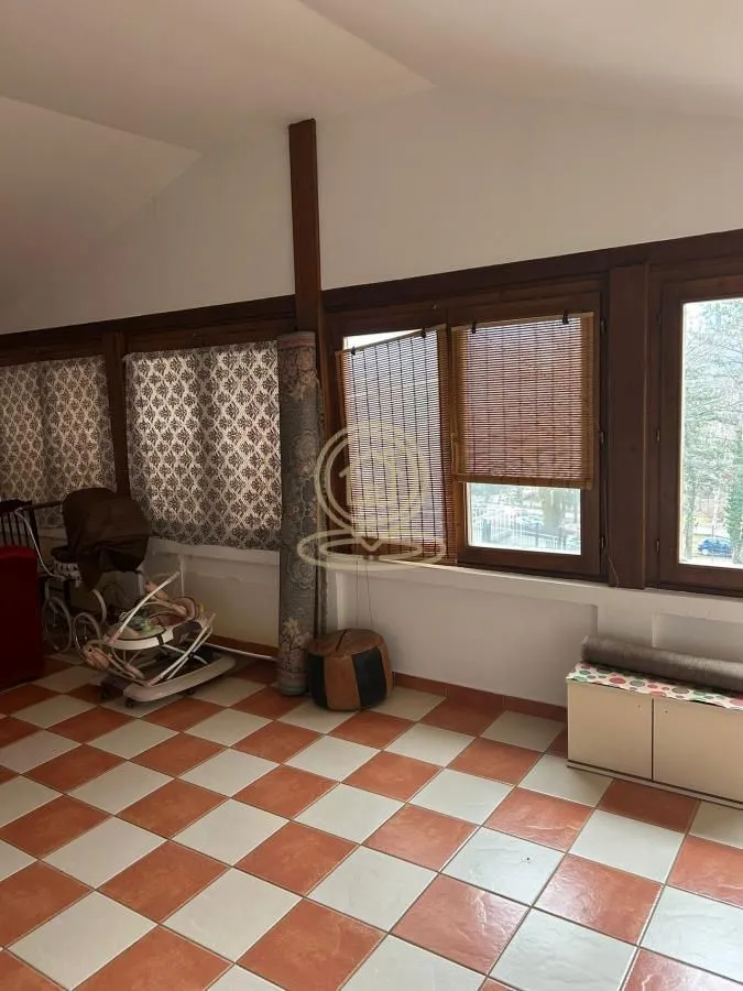 Izdavanje, trosoban stan, 70m², Čajkino brdo, Vrnjačka Banja