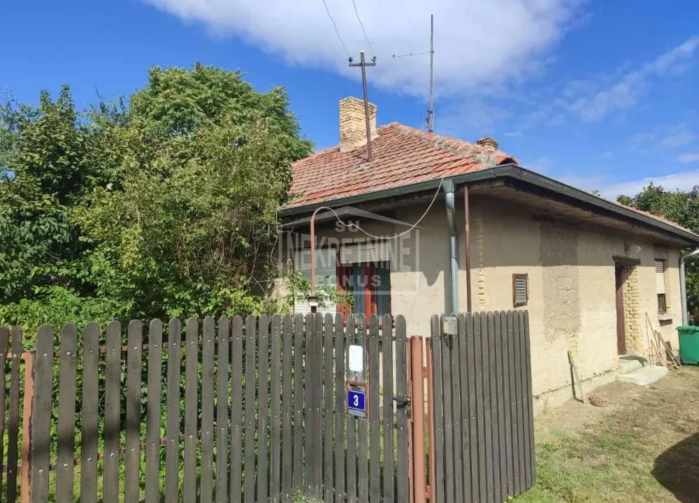 Sale, house, 163m², Železničko Naselje, Subotica