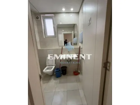 Rent, three bedroom apartment, 130m², Savski Venac, Beograd - image 8