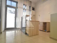 Izdavanje, poslovni prostor, 155m², Stari Aerodrom, Podgorica - image 12