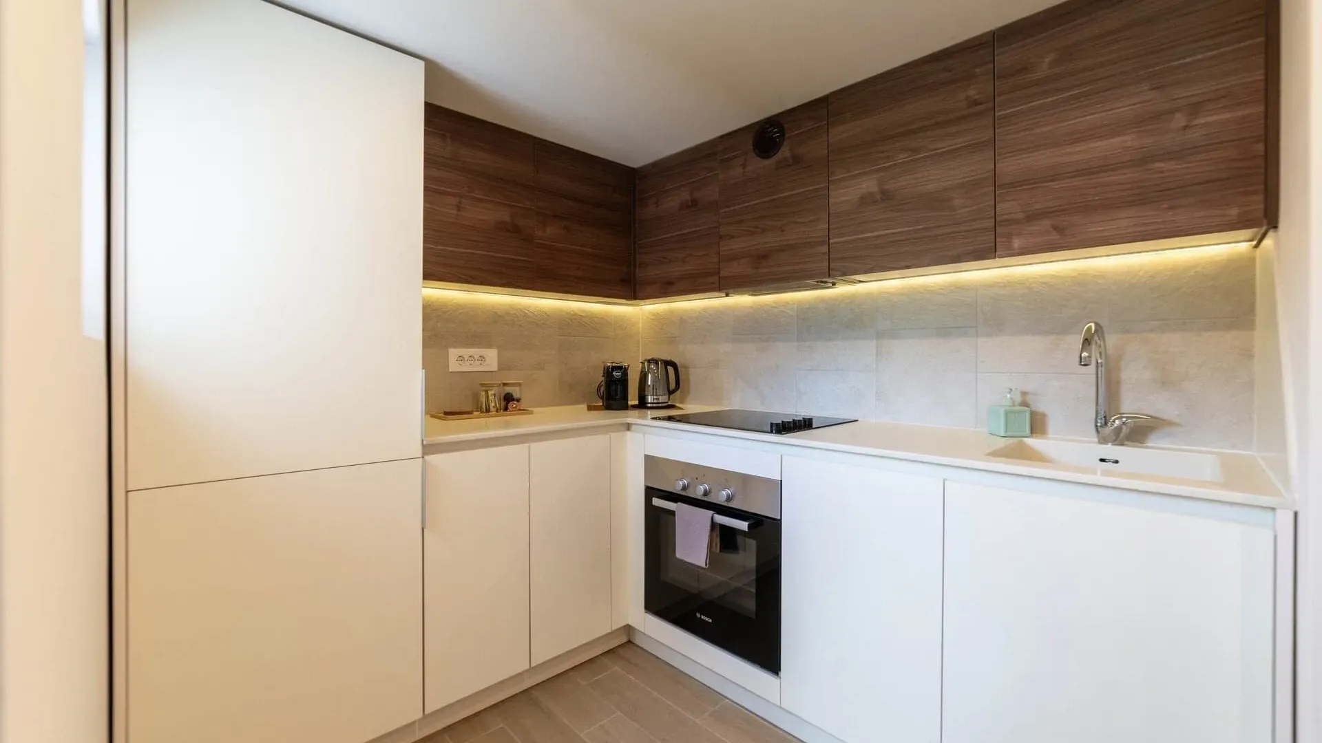 Prodaja, trosoban stan, 94m², Dumidran, Tivat