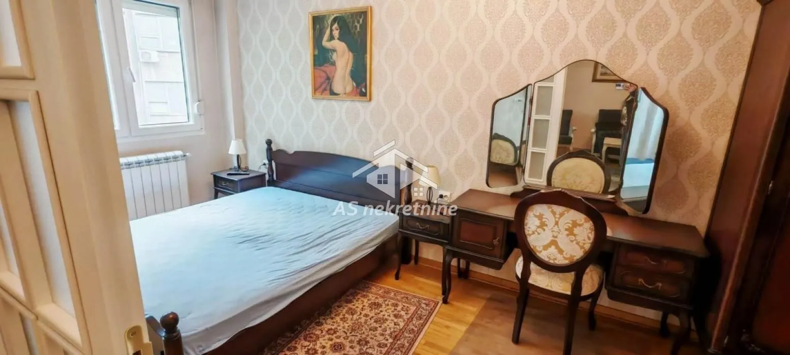 Prodaja, dvosoban stan, 62m², Stari Grad, Beograd