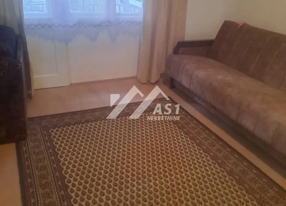 Izdavanje, dvosoban stan, 54m², Grbavica, Novi Sad Sve Podlokacije