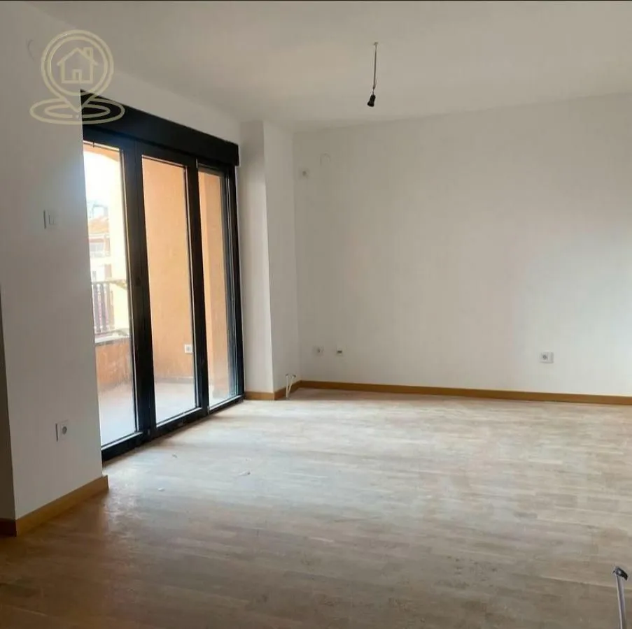 Prodaja, četvorosoban stan, 79m², Medijana, Niš