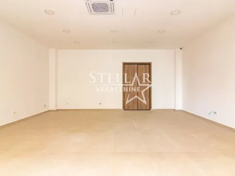 Izdavanje, poslovni prostor, 46m2, Pobrežje, Podgorica Izdavanje, poslovni prostor, 46m2, Pobrežje, Podgorica