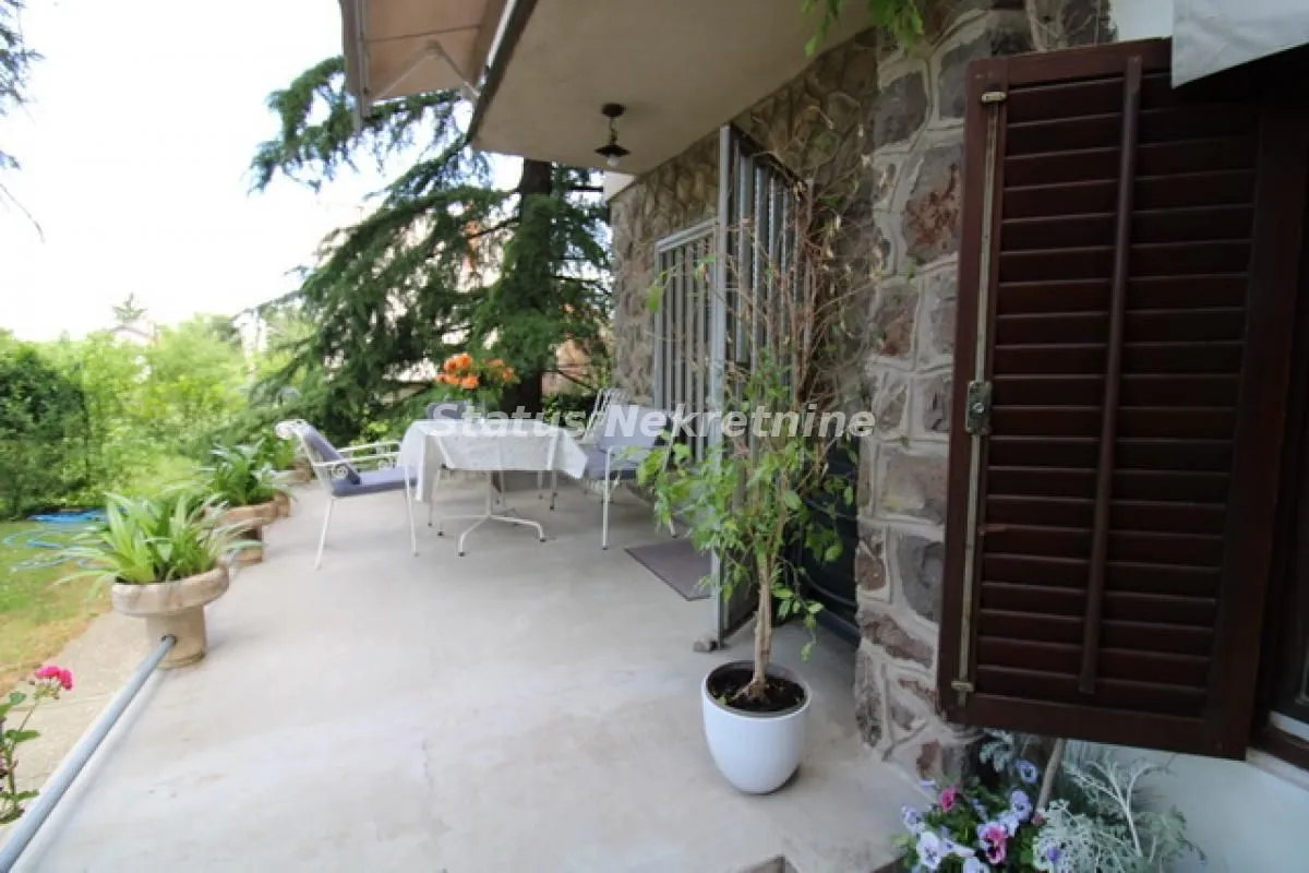 Prodaja, kuća, 134m², Sremska Kamenica, Petrovaradin
