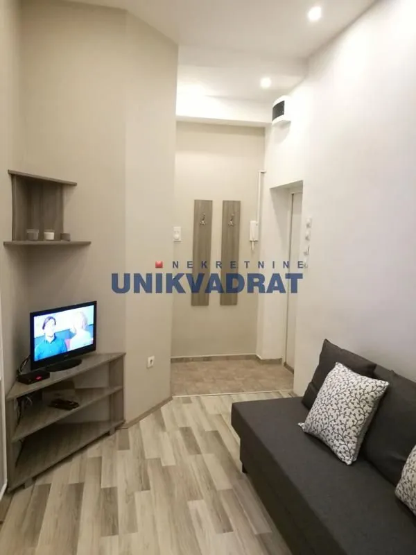 Sale, apartment, 16m², Savski Venac, Beograd