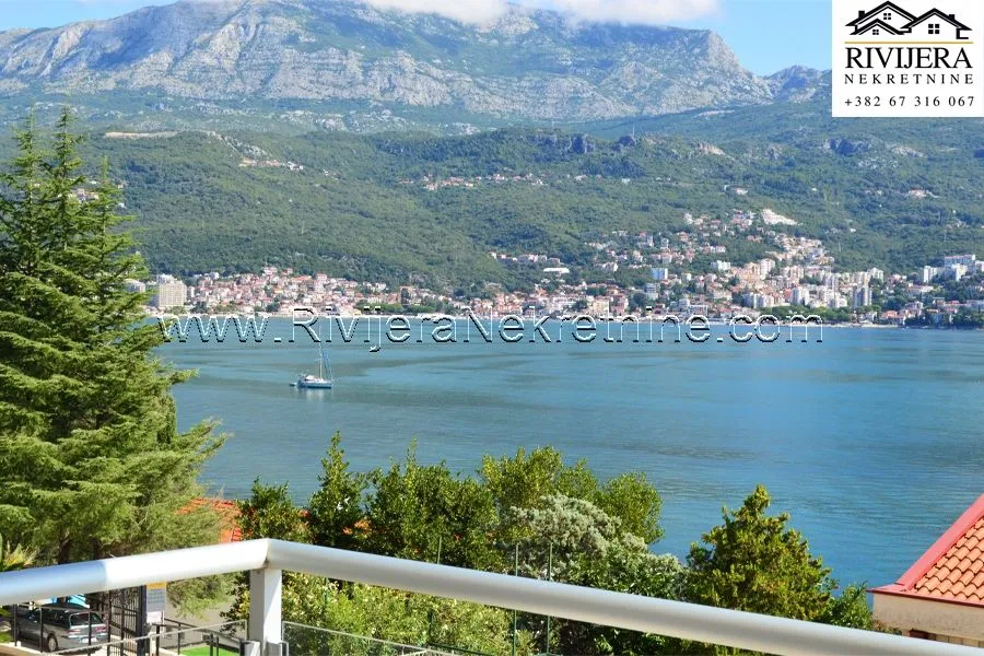 Prodaja, dvosoban stan, 118m², Njivice, Herceg Novi