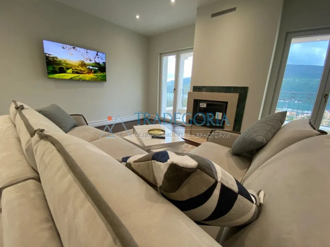 Prodaja, dvosoban stan, 151m², Đenovići, Herceg Novi