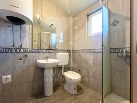 Rent, one bedroom apartment, 47m², Zlatica, Podgorica - image 9