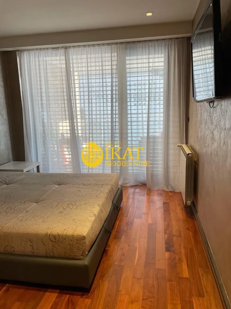 Rent, one bedroom apartment, 60m², Novi Beograd Sve Podlokacije, Beograd